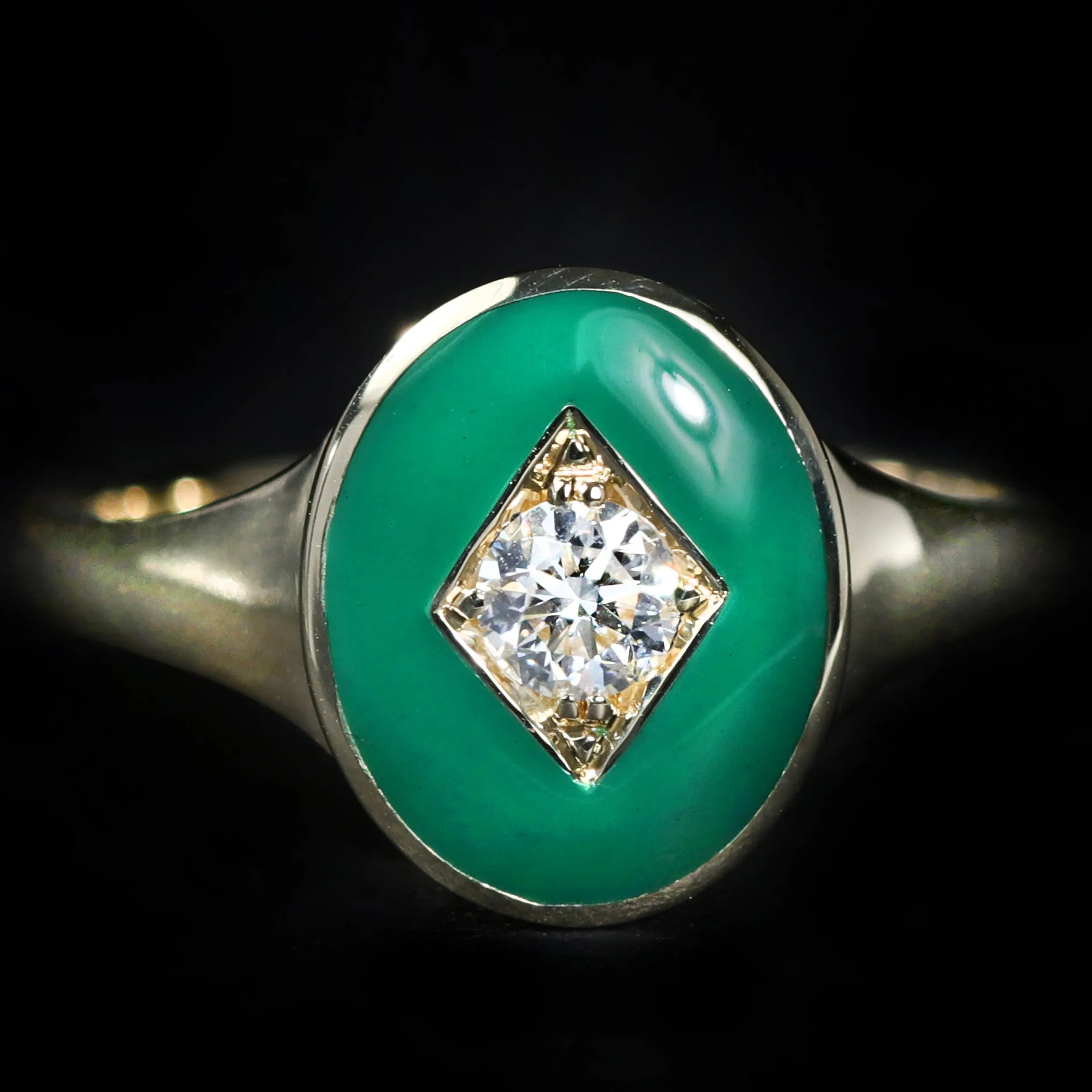 14k Yellow Gold 0.23 Carat Diamond and Enamel Signet Ring