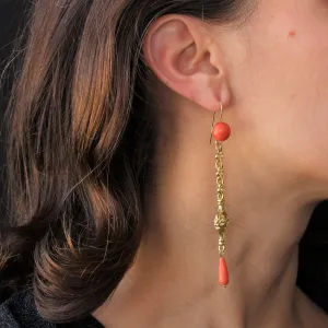 19th Century Coral 18 Karat Yellow Gold Dangle Earrings