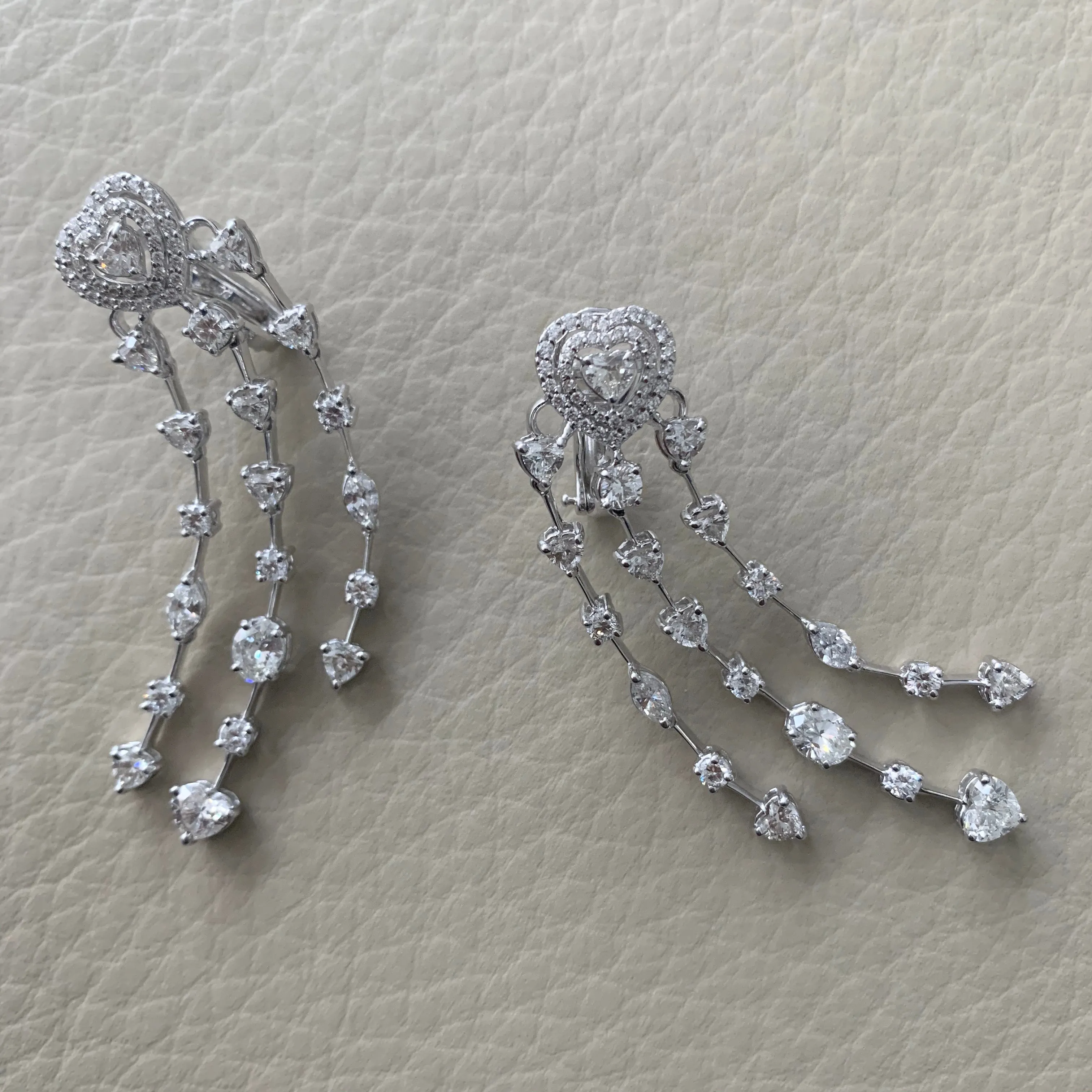 Beauvince Hearts Chandelier Earrings (7.19 ct Diamonds) in White Gold