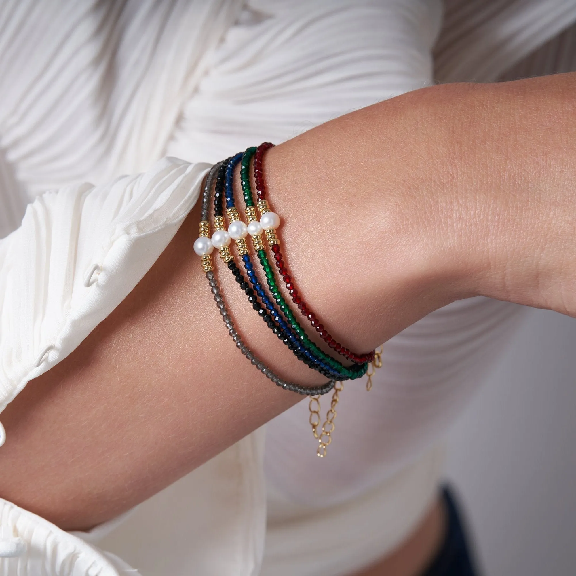 Clara fine green spinel bracelet with central cultured freshwater pearl