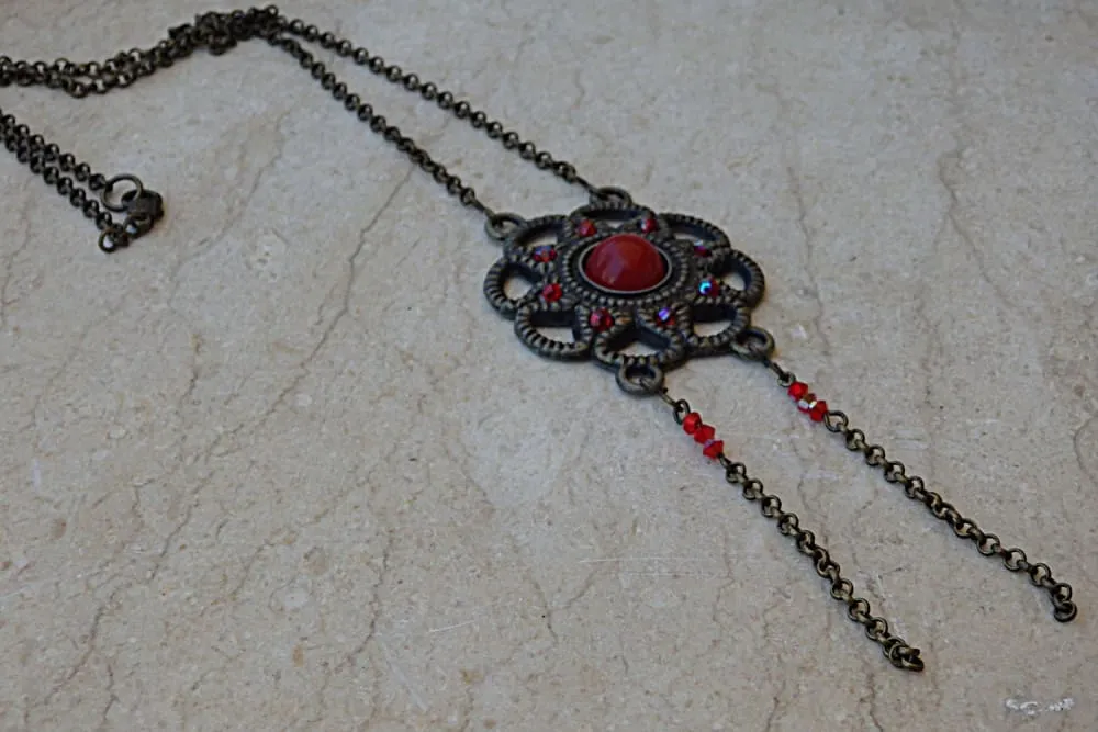 Coral flower necklace