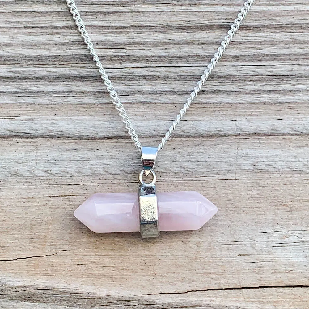 Double Point Horizontal Crystal Necklace