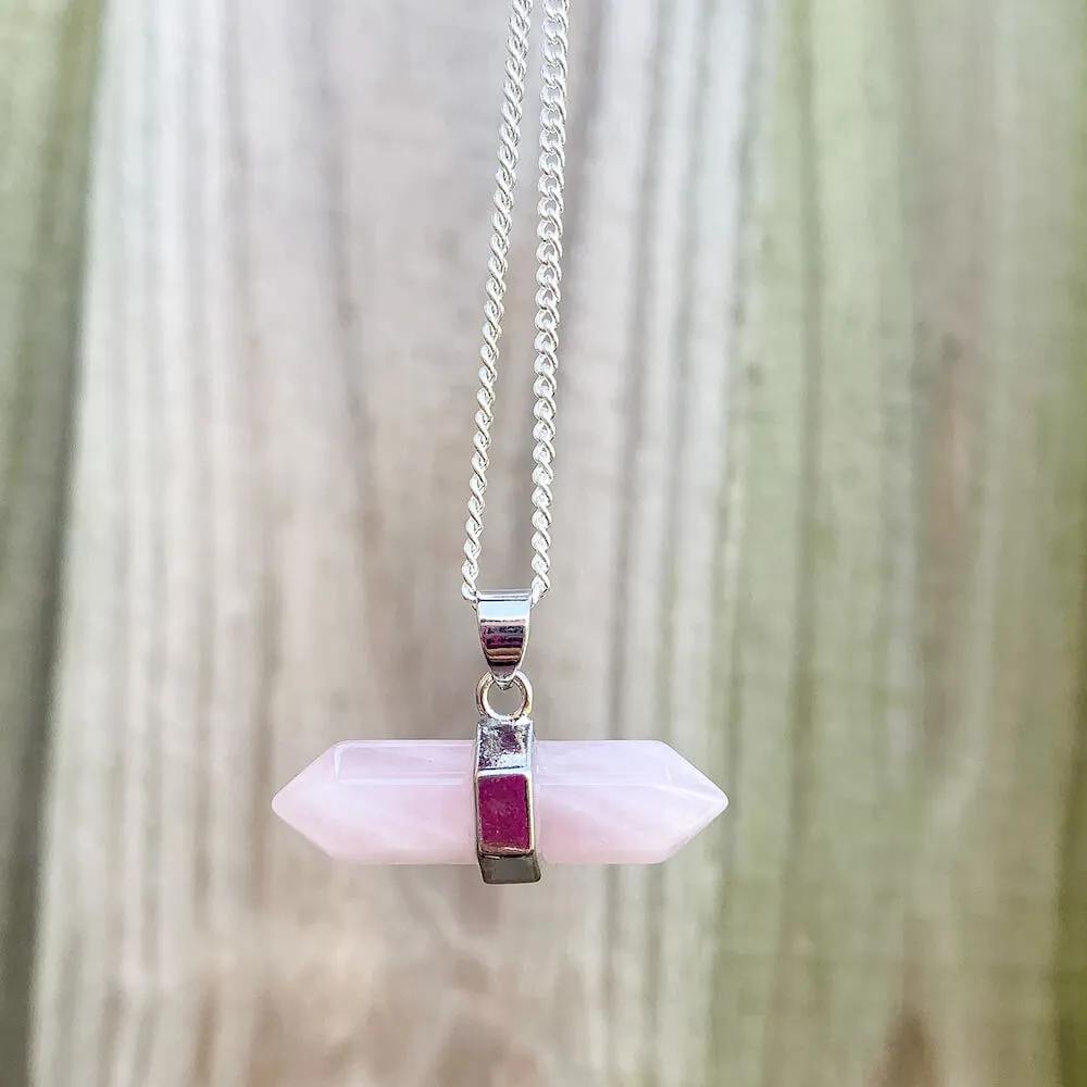 Double Point Horizontal Crystal Necklace