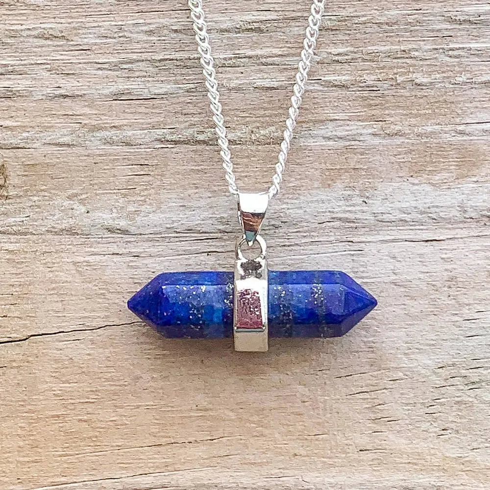 Double Point Horizontal Crystal Necklace