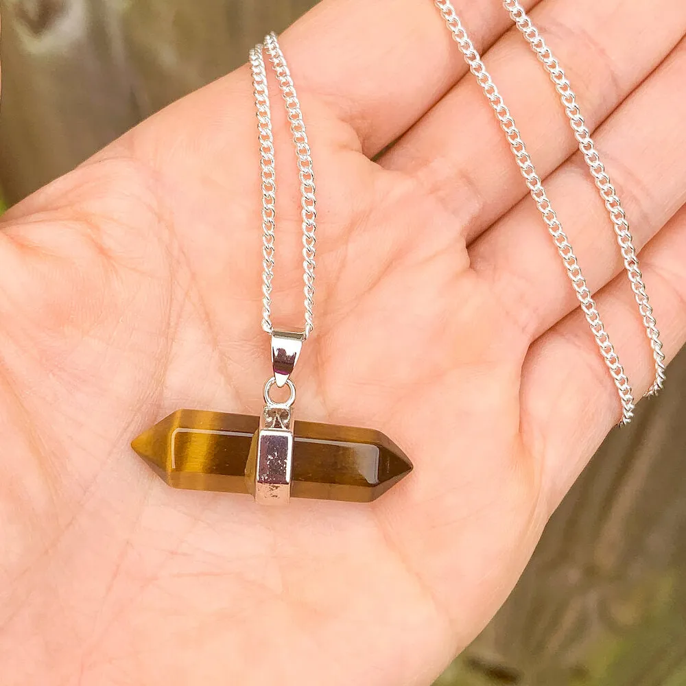 Double Point Horizontal Crystal Necklace