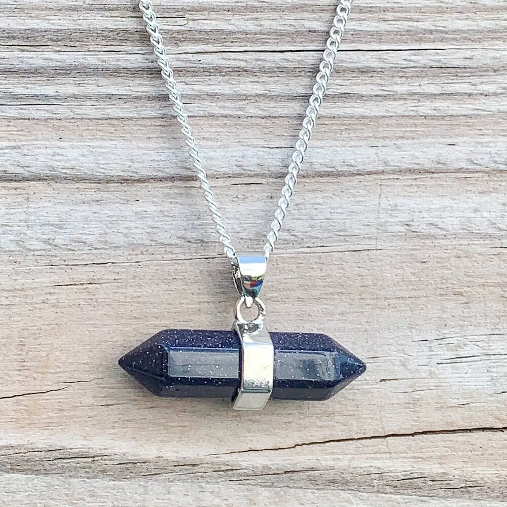Double Point Horizontal Crystal Necklace