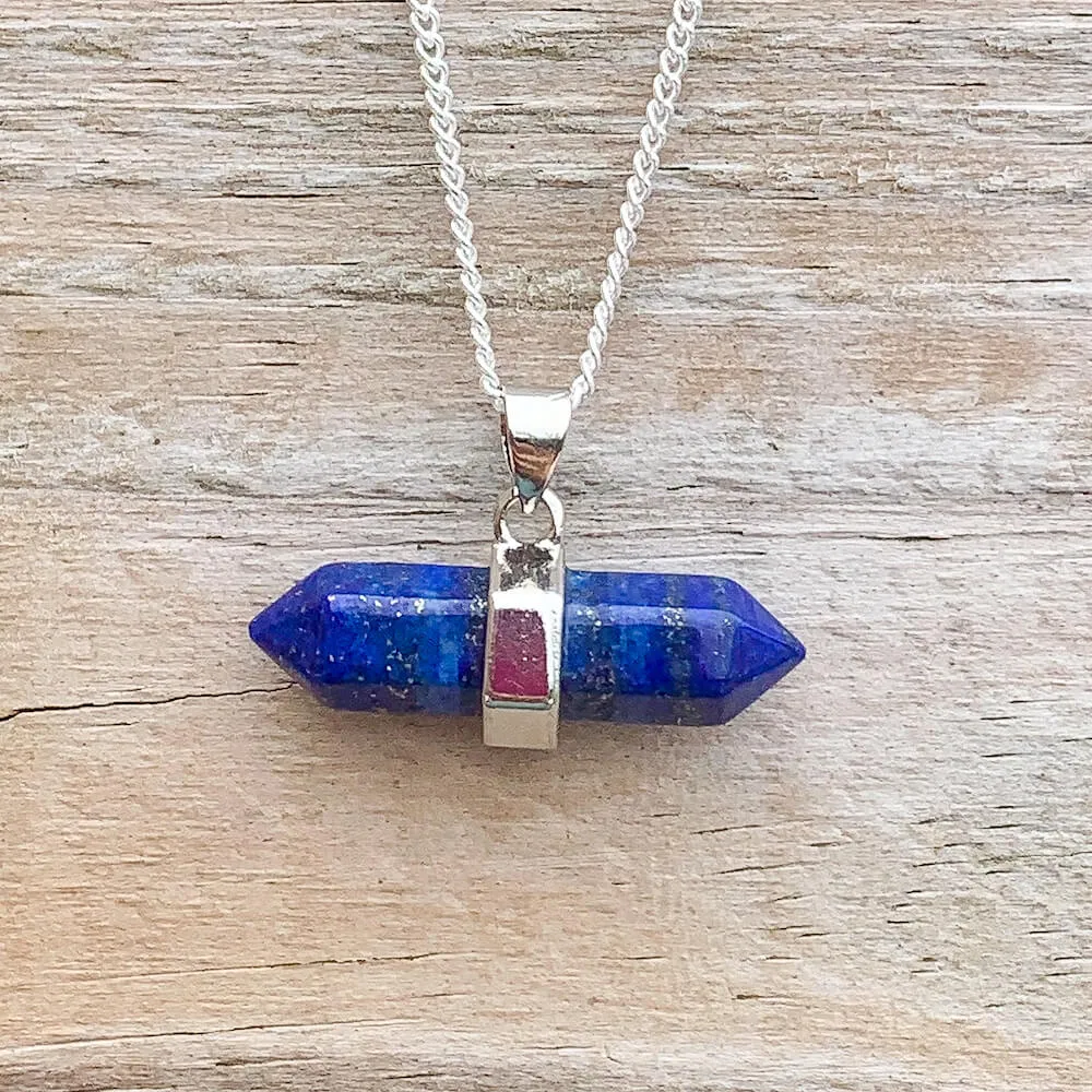 Double Point Horizontal Crystal Necklace
