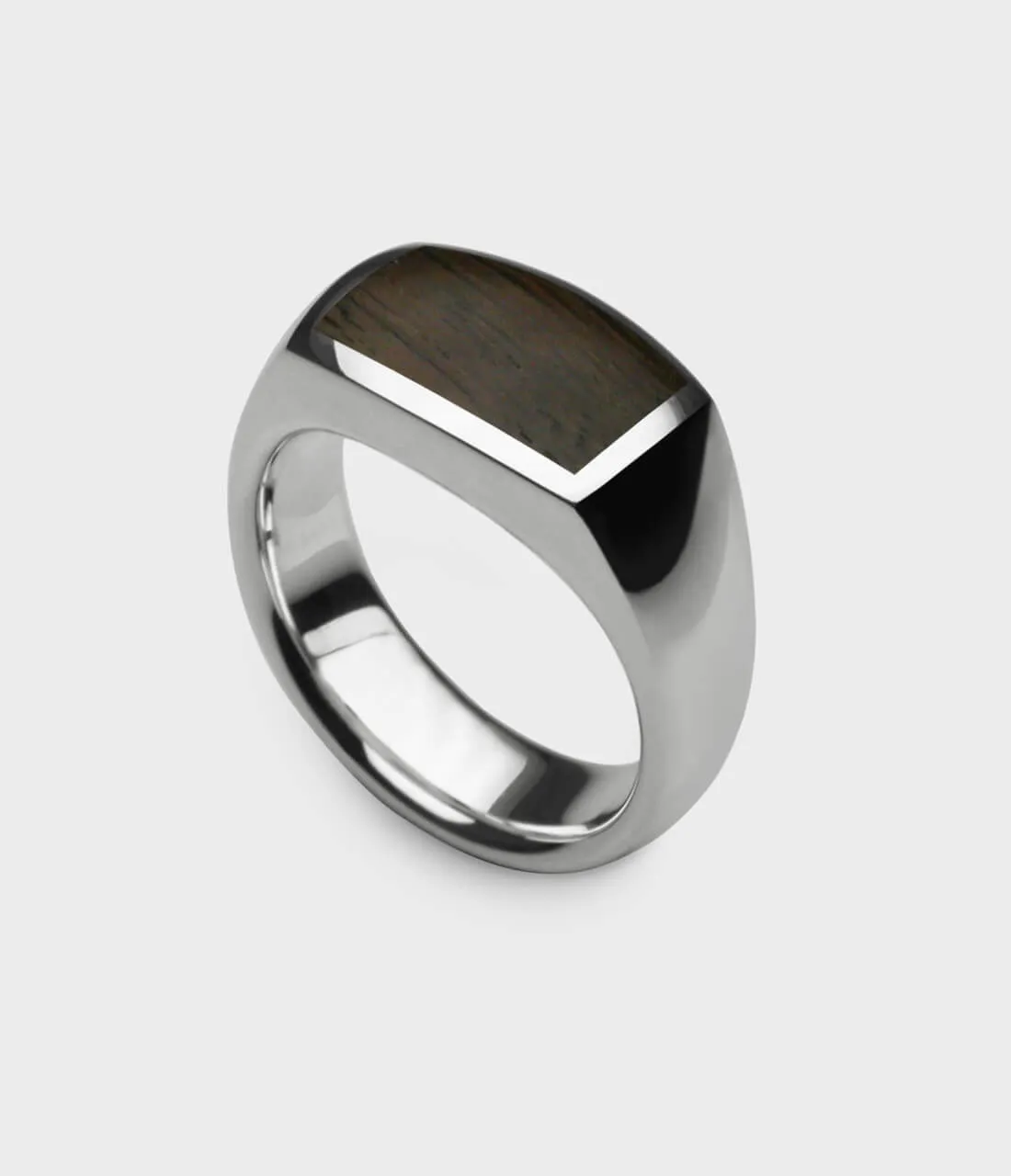 Oxford Signet Ring with Elegant Inlaid Design