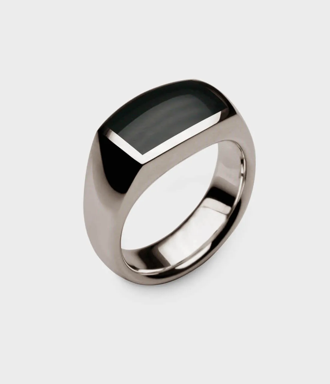 Oxford Signet Ring with Elegant Inlaid Design