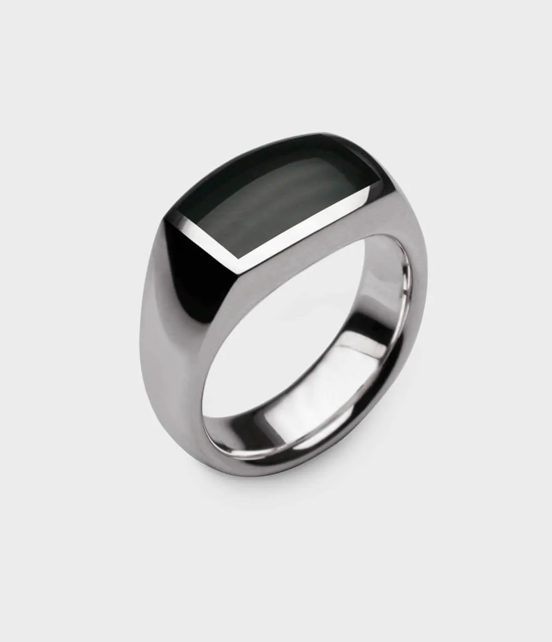Oxford Signet Ring with Elegant Inlaid Design