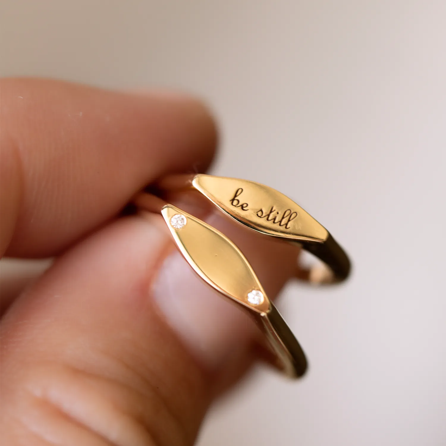 Interleaf Signet Ring