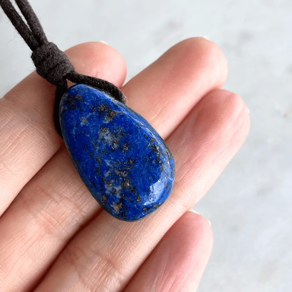 Lapis Lazuli Gemstone Pendant Necklace - Celestial Beauty