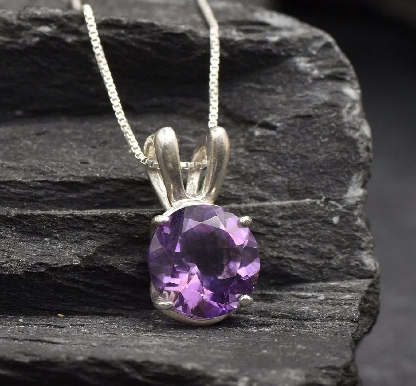 Real Amethyst Pendant - Classic Purple Necklace - Minimalist Round Necklace