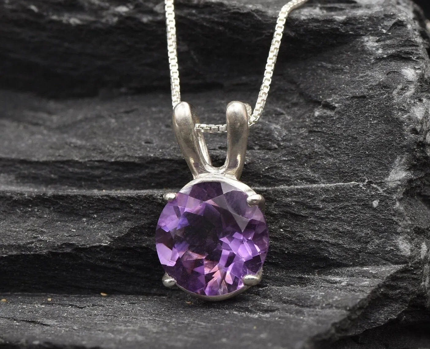 Real Amethyst Pendant - Classic Purple Necklace - Minimalist Round Necklace