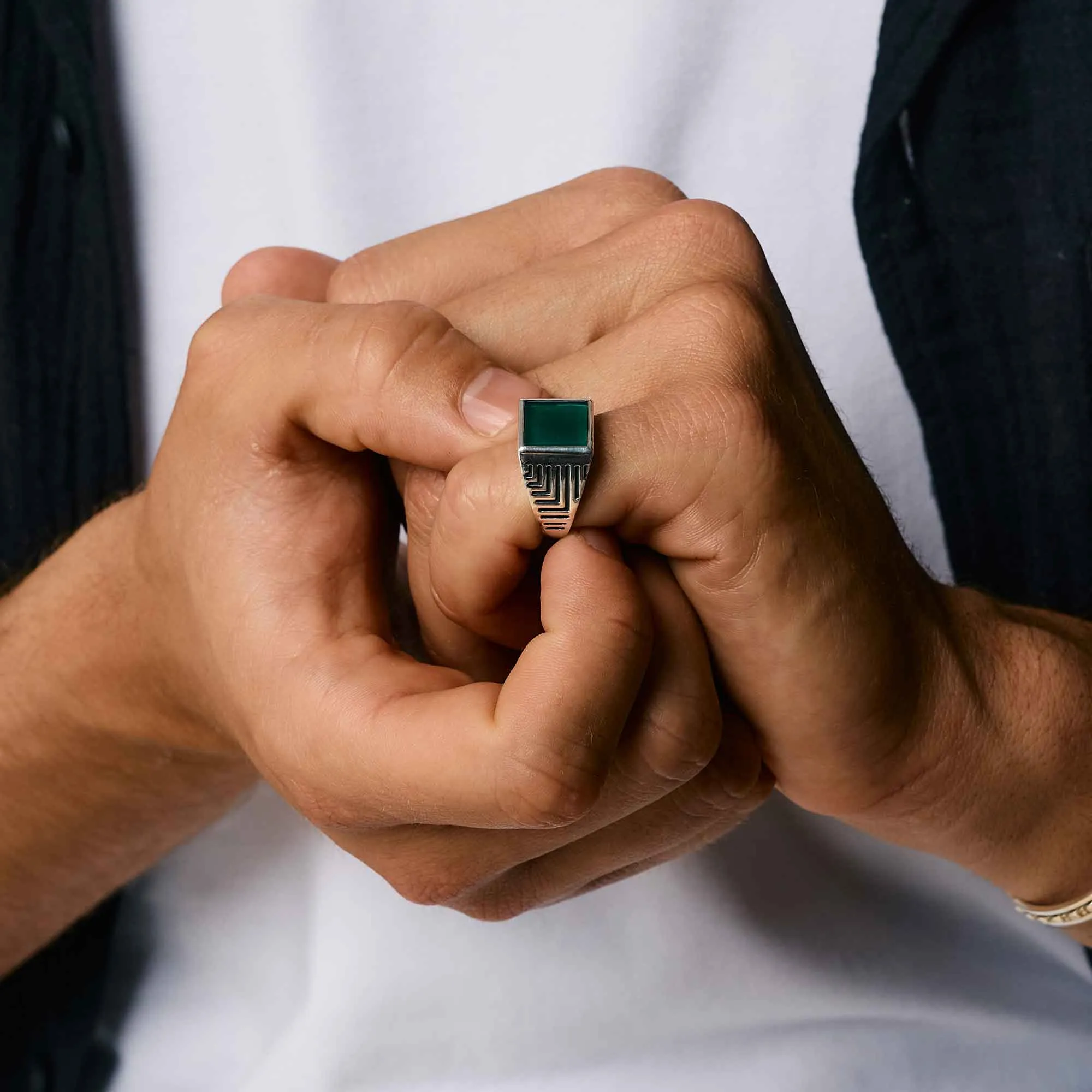 Sacred Universe Men's Signet Ring - Green Onyx