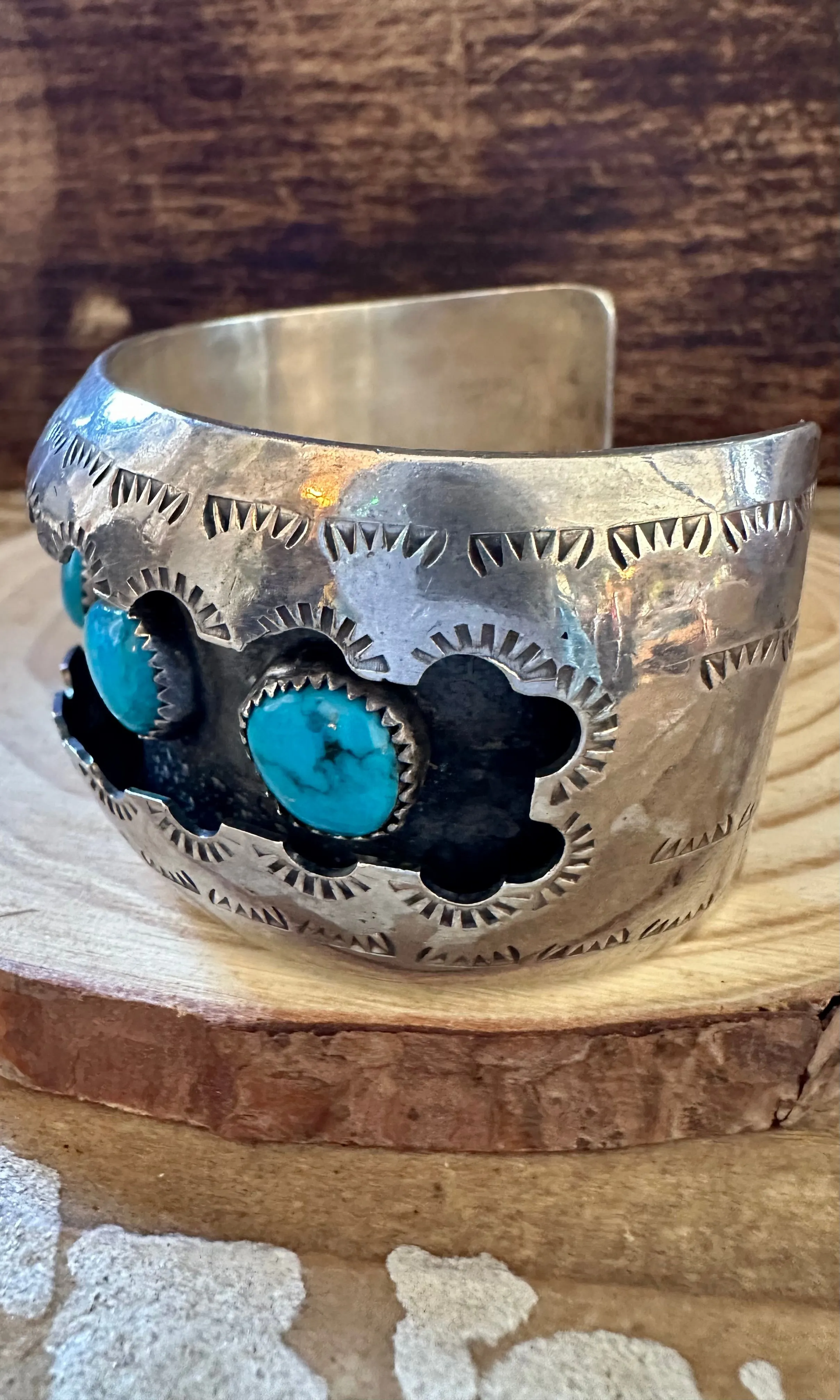 SHADOWBOX Vintage Navajo Turquoise and Silver Cuff • HK Hallmark