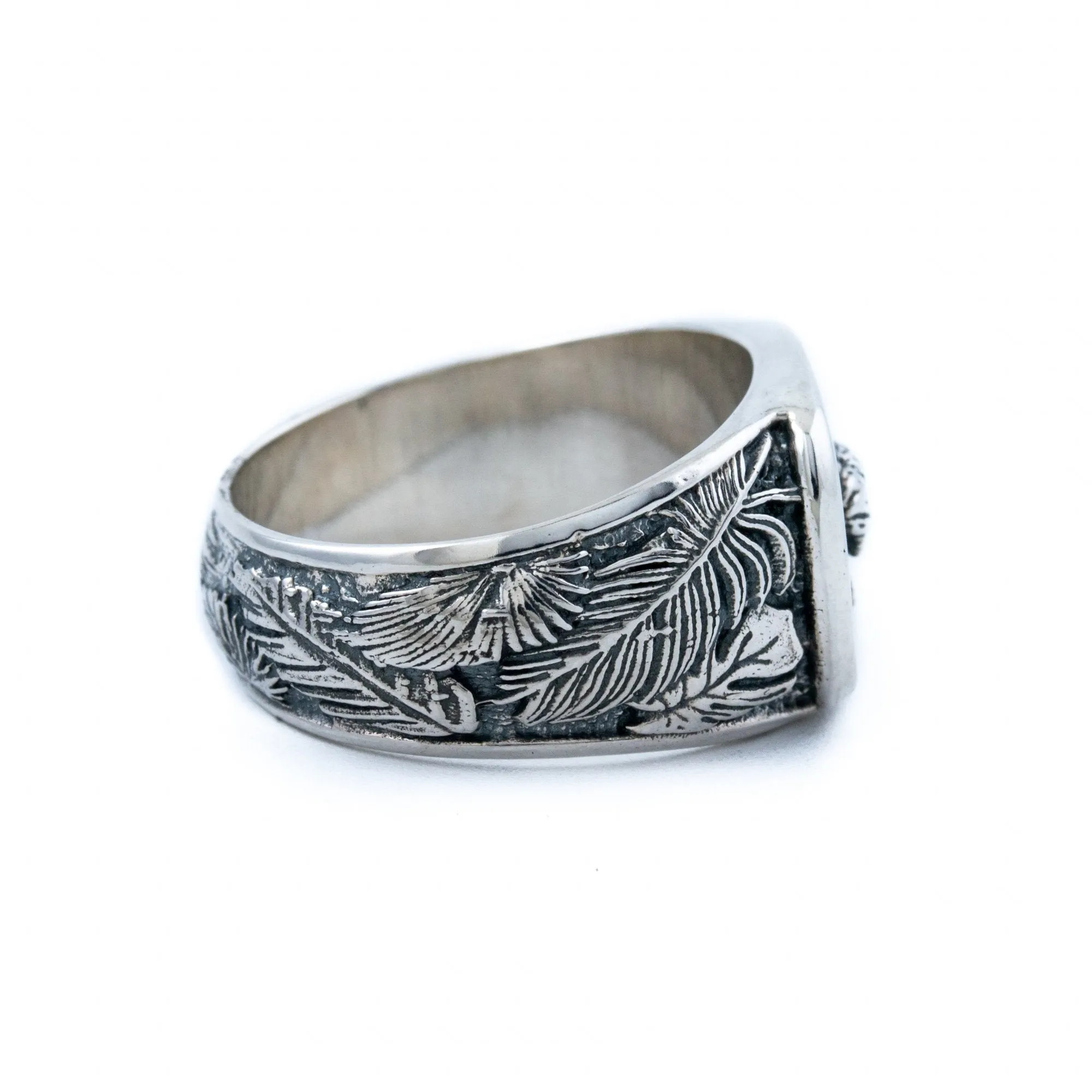 Silver x "King of The Jungle" Signet