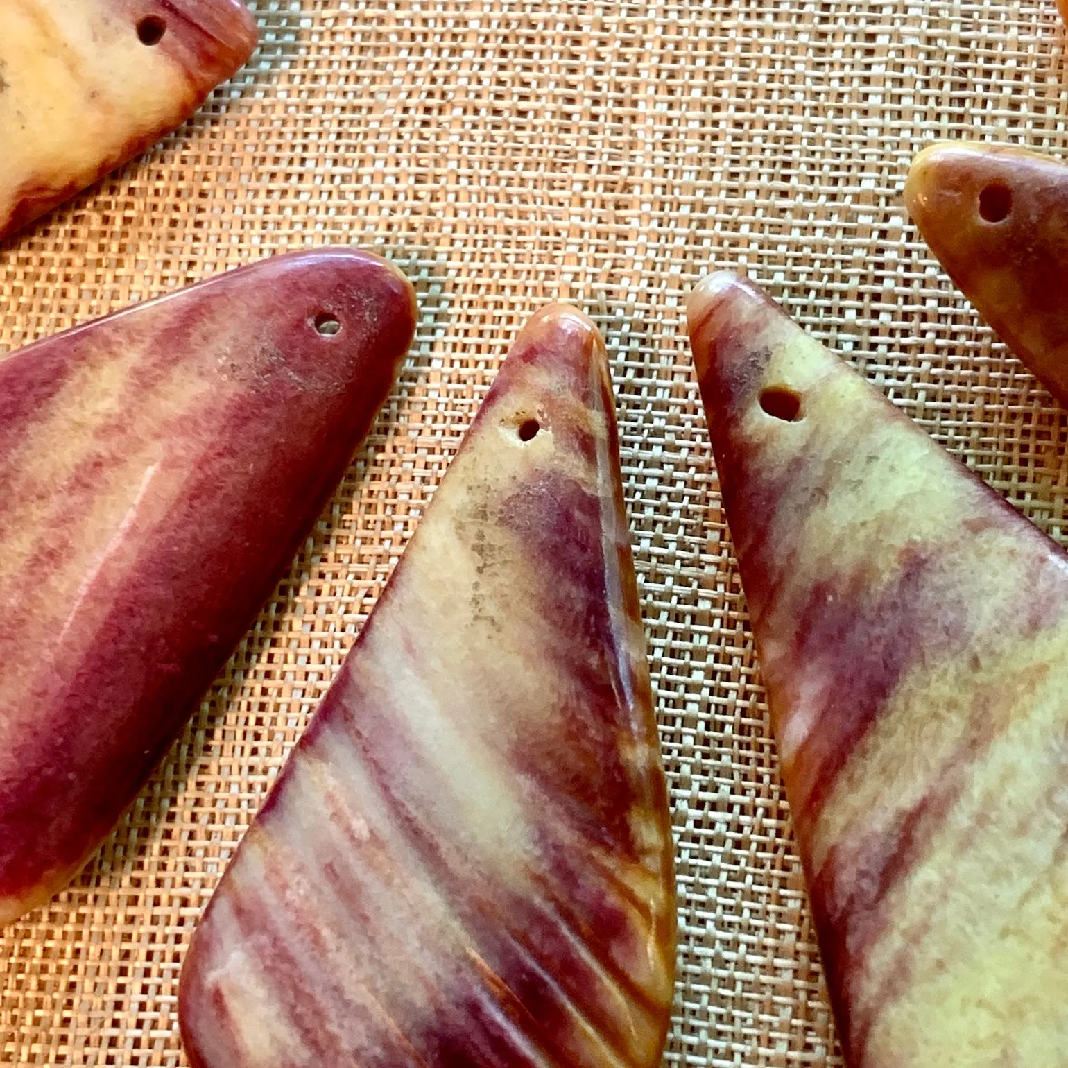 Spiny Oyster Teardrops