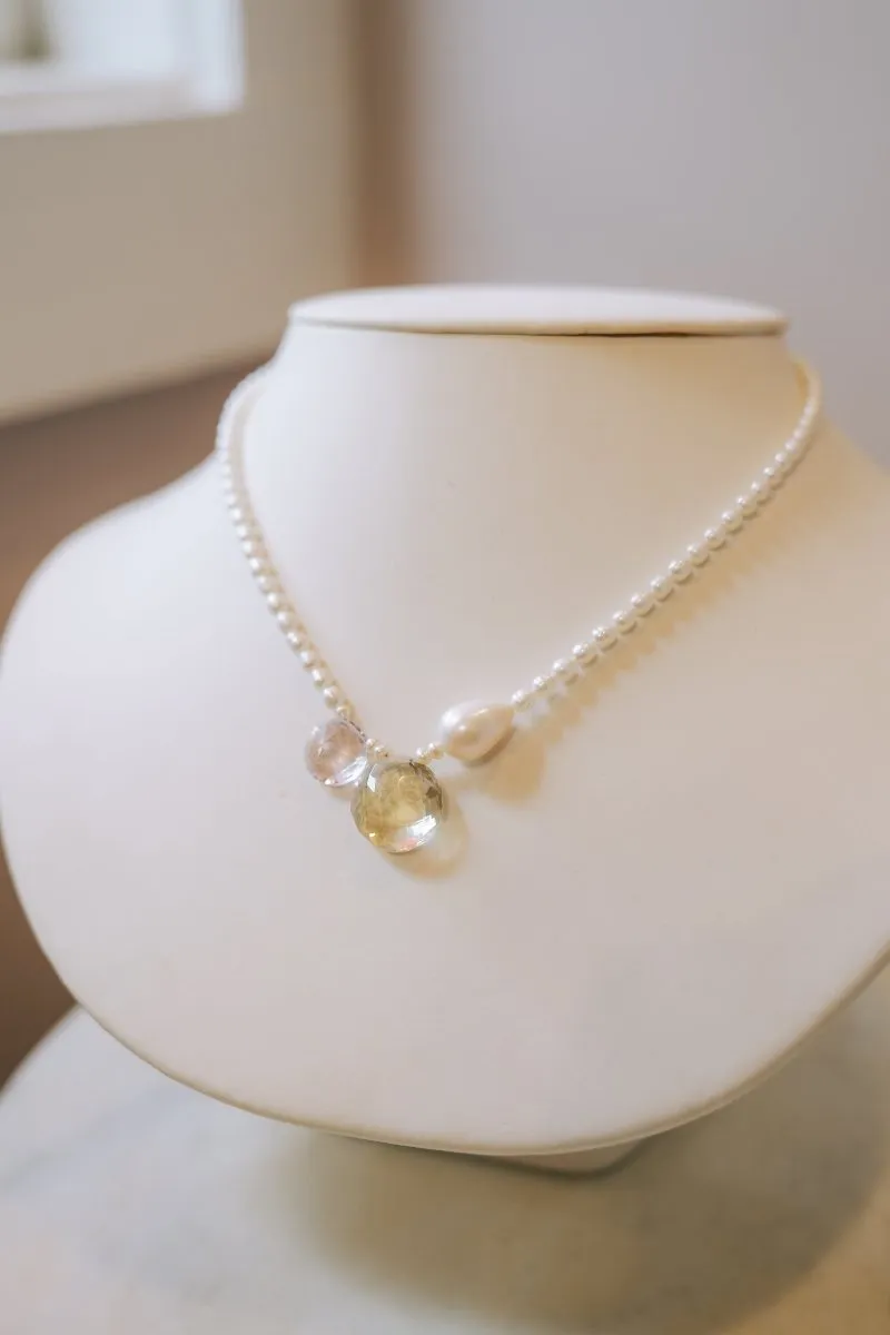 White Oval Freshwater w Gemstone Necklace
