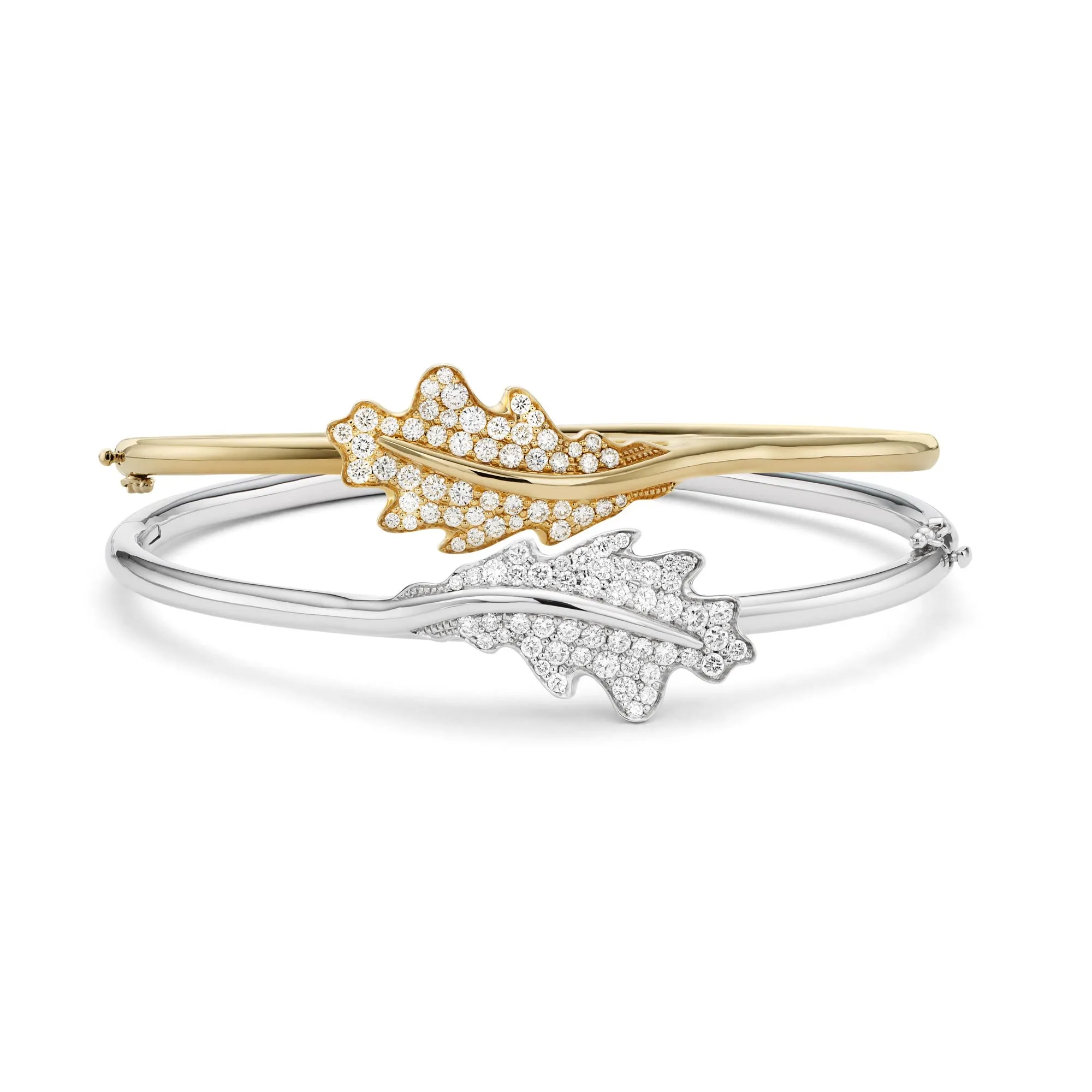 Woodland Single Oak Leaf Bangle in 18ct Yellow Gold with Diamonds