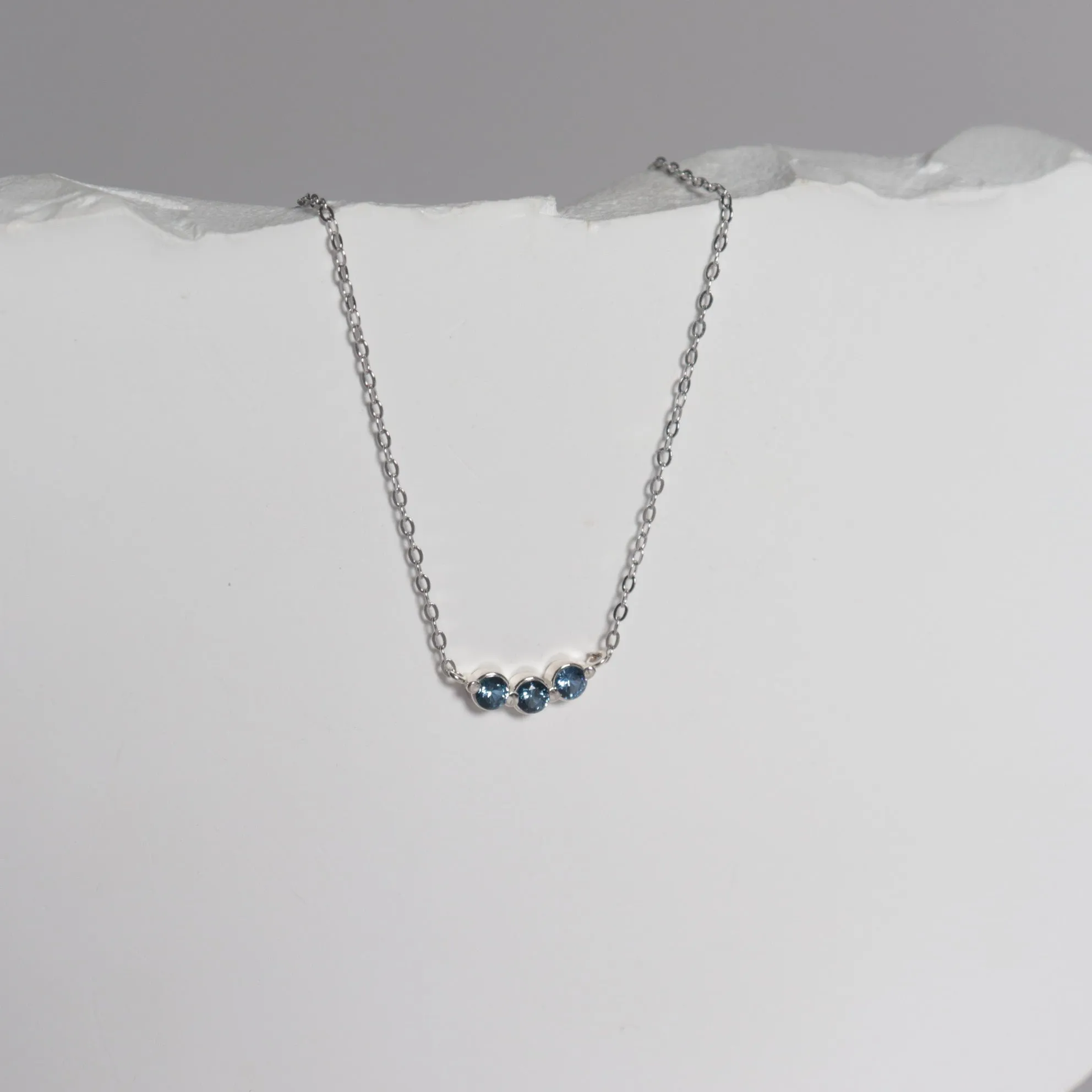 Yogo Sapphire Trio Necklace