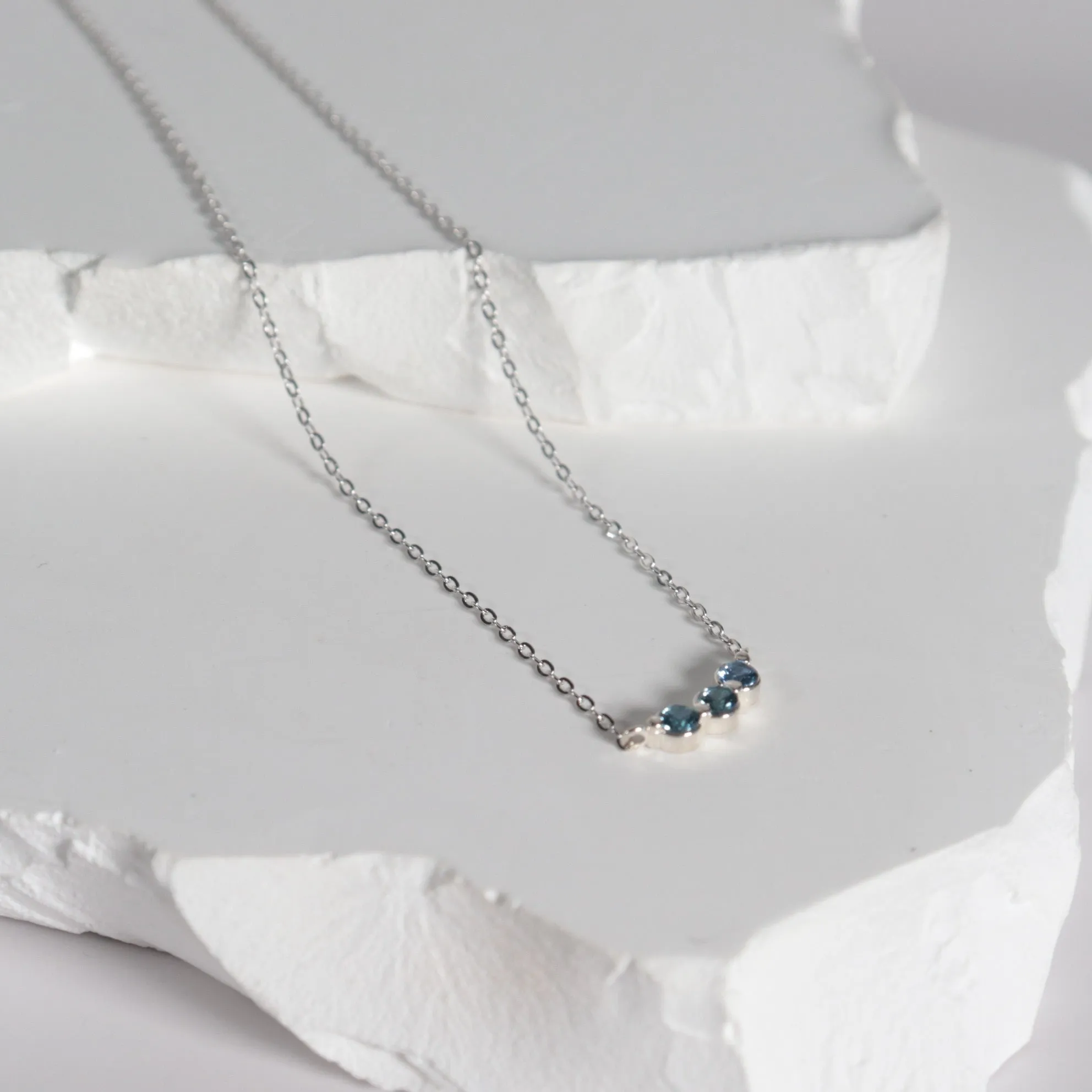 Yogo Sapphire Trio Necklace